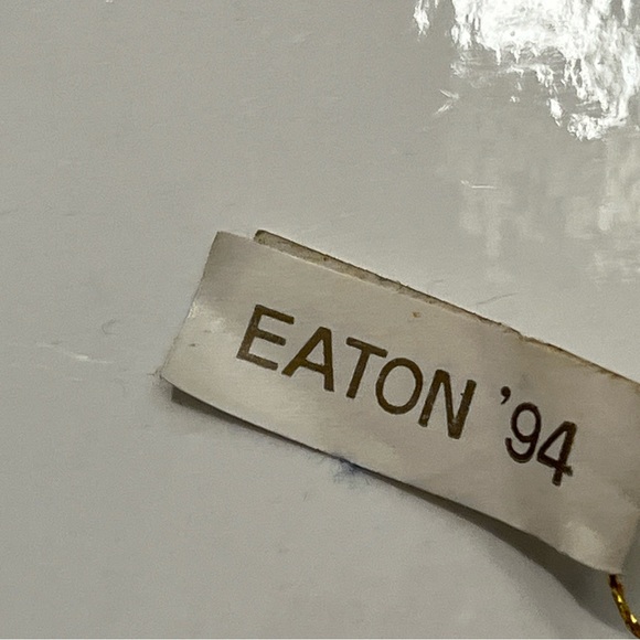 Vintage Eaton 1994 Ltd Embroidered Christmas Ornament. Pine cone shaped no box - Picture 9 of 12